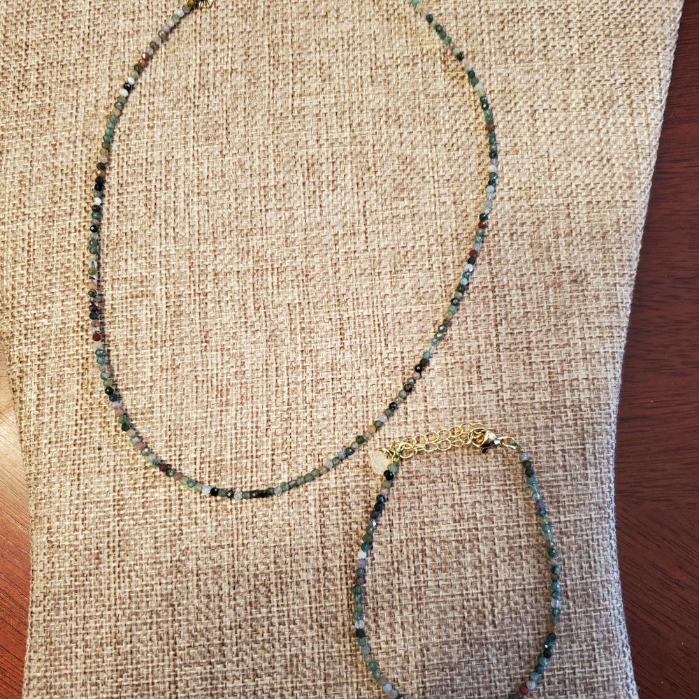 Beaded Necklace and Bracelet Set
